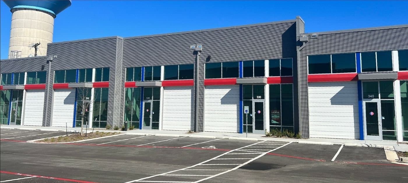 Pecan Flex buildings in Pflugerville